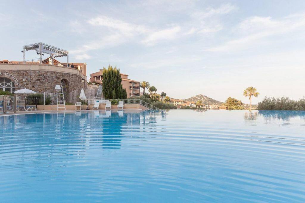 Dans Un Cadre D'Exception, Vue Mer Panoramique A Agay Cote D'Azur, Village Vacances Cap Esterel, T2 Avec Jardin, Golf, Climatisation, Wifi, 5 Piscines Saint-Raphael (Var) Exterior foto