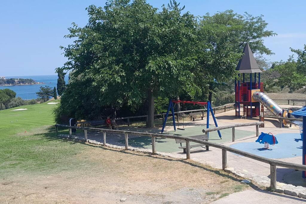 Dans Un Cadre D'Exception, Vue Mer Panoramique A Agay Cote D'Azur, Village Vacances Cap Esterel, T2 Avec Jardin, Golf, Climatisation, Wifi, 5 Piscines Saint-Raphael (Var) Exterior foto